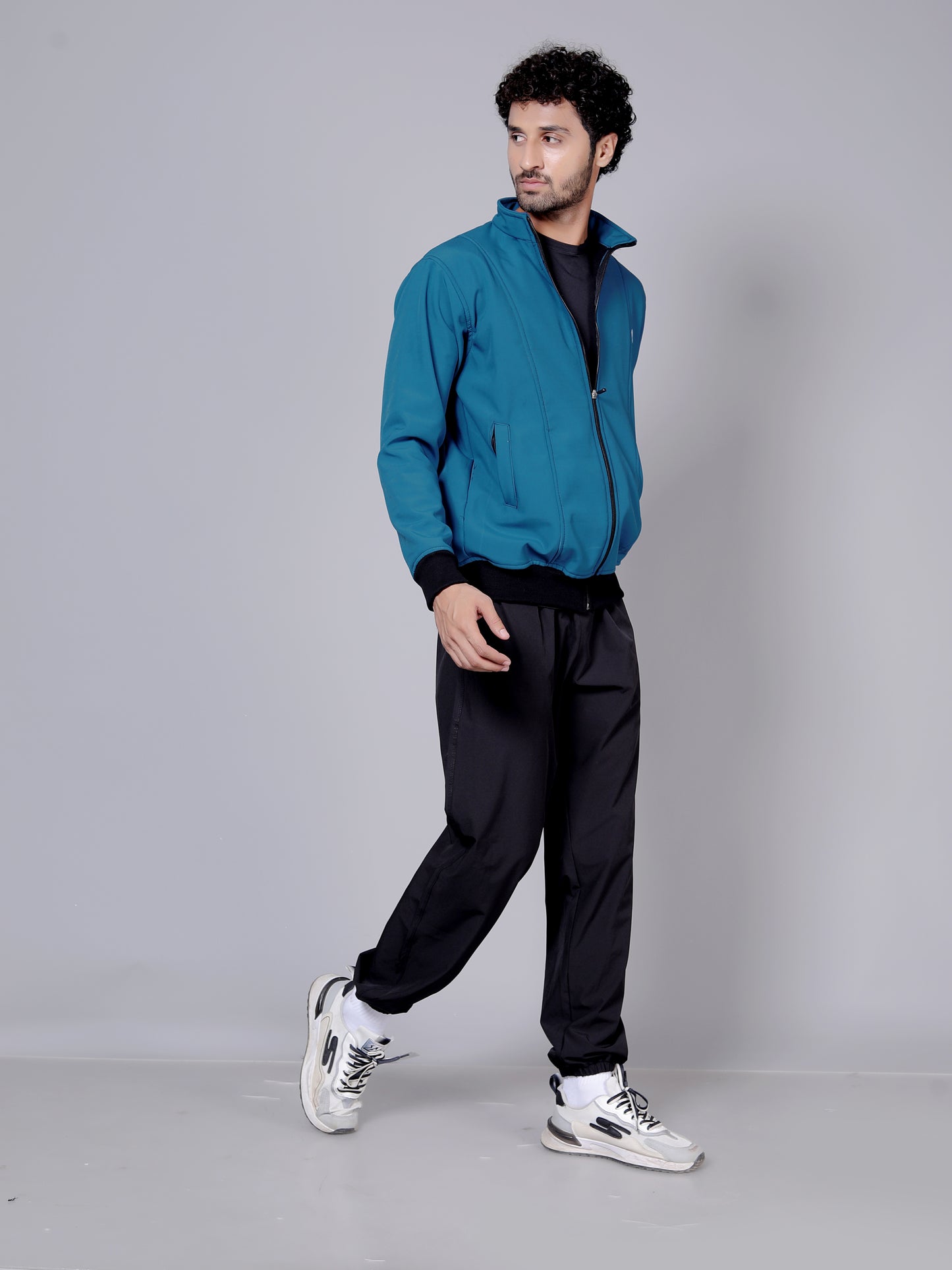 Jacket and joggers workout combo | Blue jacket and black jogger