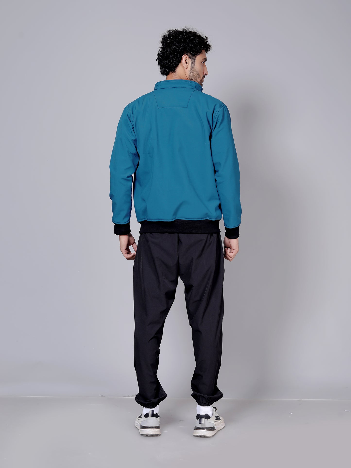 Jacket and joggers workout combo | Blue jacket and black jogger