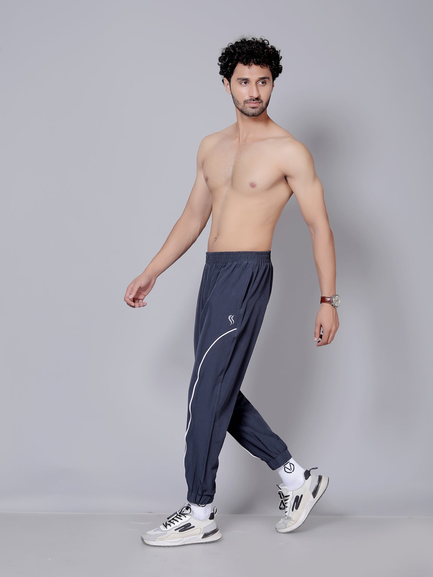 Dark grey stripped Jogger | Stretchable and comfortable