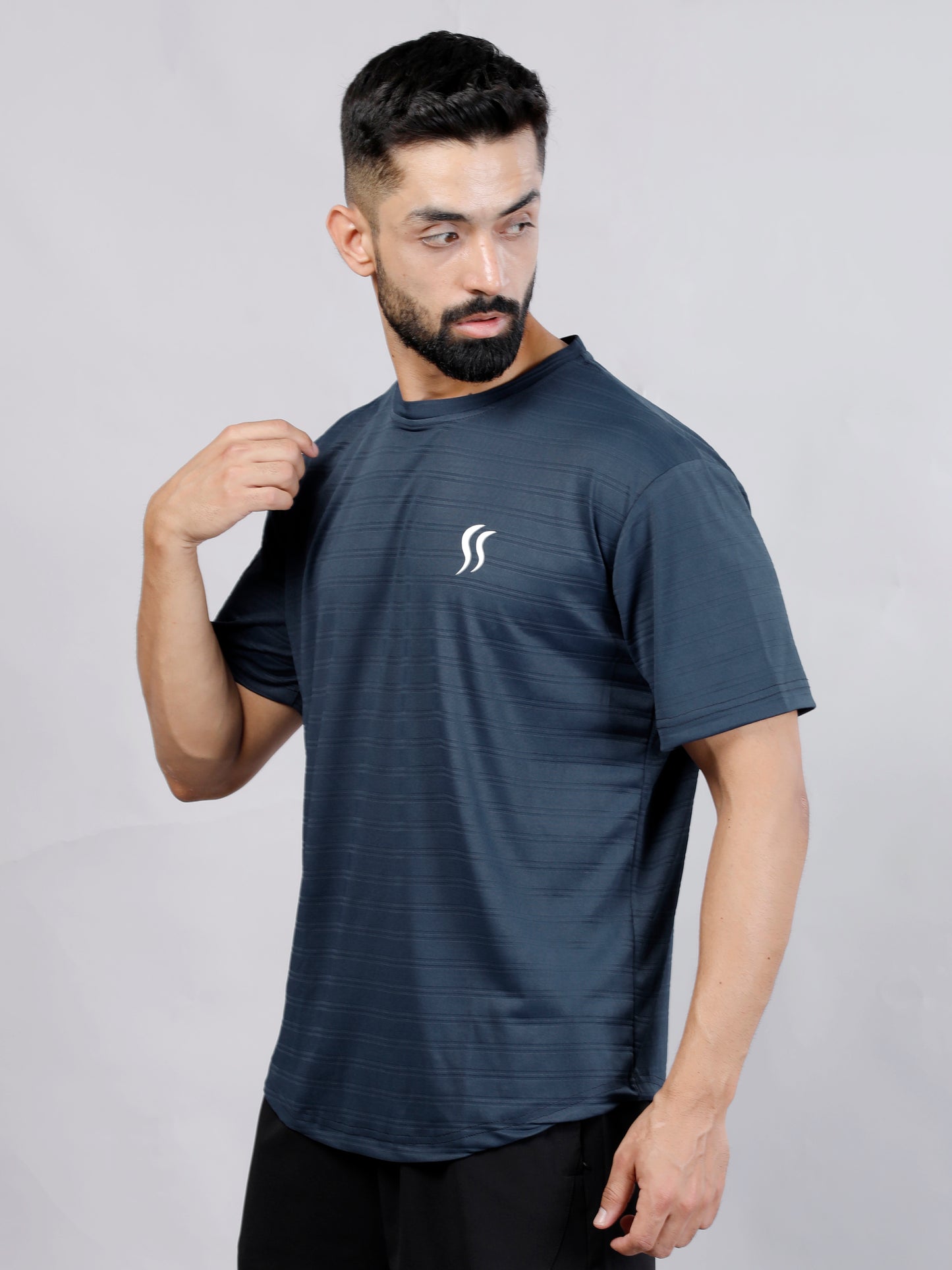 Navy blue Dry fit workout and gym T-shirt by Slugger | Regular Fit & Round Neck